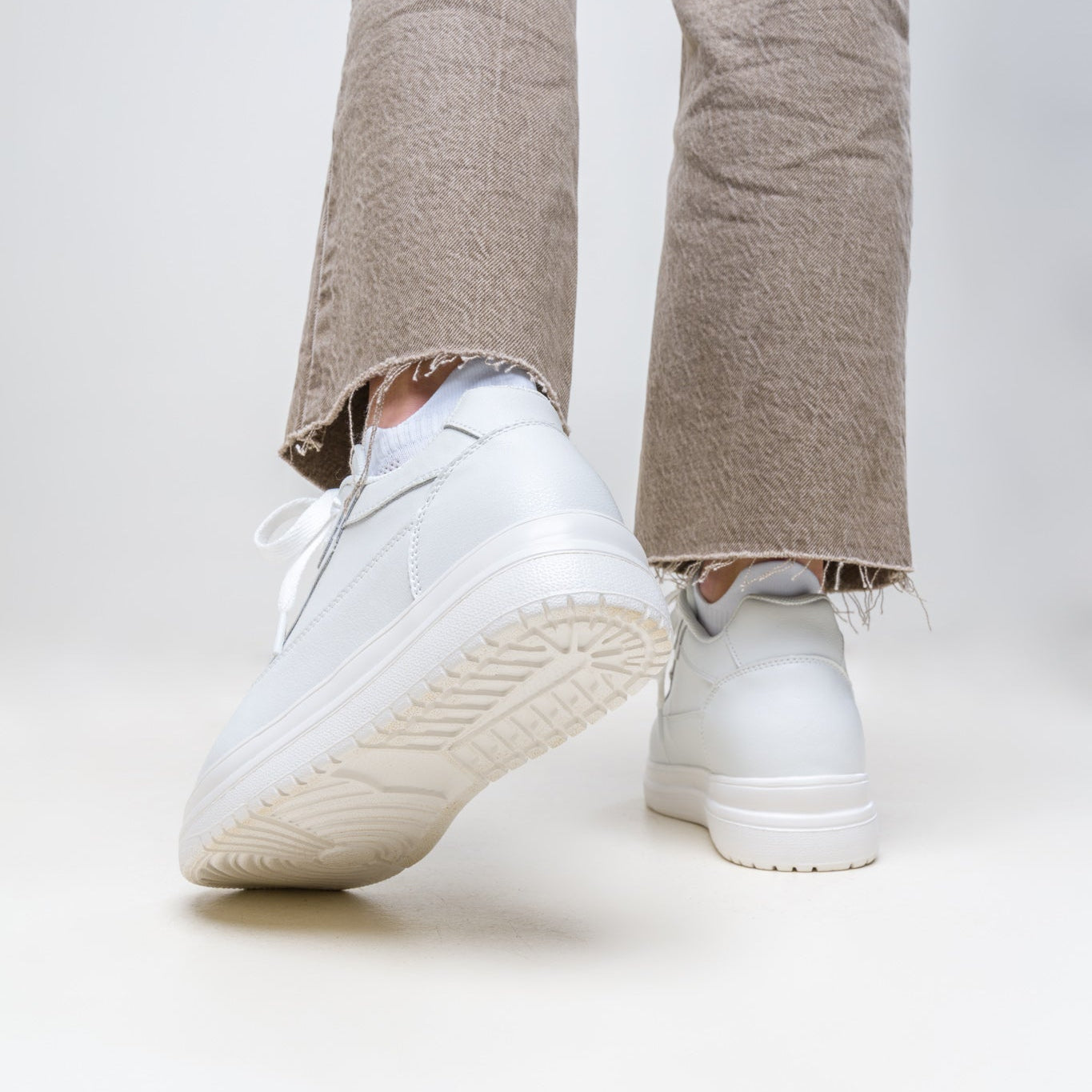 ALTURASHOES WHITE CLASSY - GLOW ORGANIC